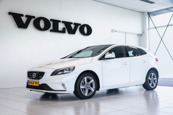 Volvo V40 - D4 R-Design, Business Pack Connect - nr. 1