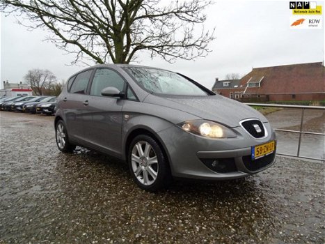 Seat Altea - 1.4 TSI Lifestyle | 92.500 km | PDC + Clima + Cruise nu € 5.975, - 1