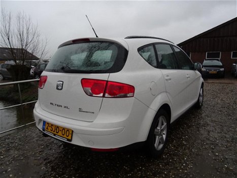 Seat Altea XL - 1.6 TDI Ecomotive Reference | Clima + Cruise nu € 5.350, - Nieuwe APK - 1