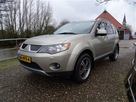 Mitsubishi Outlander - 2.2 DI-D Instyle | Grijs kenteken | Navi + Cruise + Clima nu € 4.975, - EX BT - 1