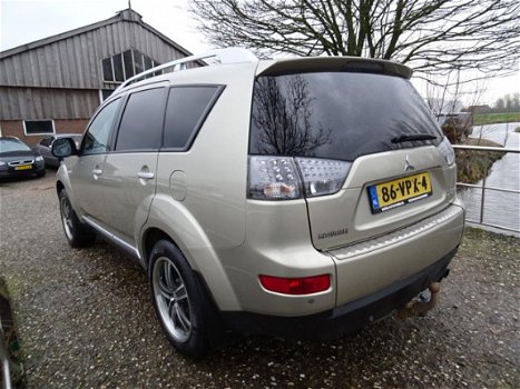 Mitsubishi Outlander - 2.2 DI-D Instyle | Grijs kenteken | Navi + Cruise + Clima nu € 4.975, - EX BT - 1