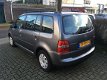 Volkswagen Touran - 1.9 TDI Turijn / NETJES / RIJDT OK / AIRCO / VASTE PRIJS / NAP PAS - 1 - Thumbnail