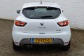 Renault Clio - 0.9 TCe Bose GT LINE PANORAMA PDC NAVI CRUISE CLIMA BLUETOOTH - 1 - Thumbnail