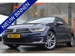 Volkswagen Passat - Sedan 1.4 TSI GTE Highline, VOL 11-2015, Ex Btw, Pano, 360 Camera, El.stoel+memo - 1 - Thumbnail