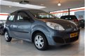 Renault Twingo - 1.2i Auth. NL Auto, Airco, Apk 03-2021, Elektr Pakket, Trekhaak, Leuke Twingo - 1 - Thumbnail