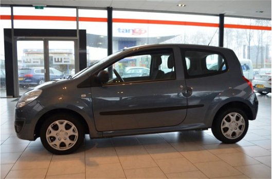 Renault Twingo - 1.2i Auth. NL Auto, Airco, Apk 03-2021, Elektr Pakket, Trekhaak, Leuke Twingo - 1