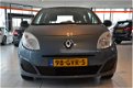 Renault Twingo - 1.2i Auth. NL Auto, Airco, Apk 03-2021, Elektr Pakket, Trekhaak, Leuke Twingo - 1 - Thumbnail