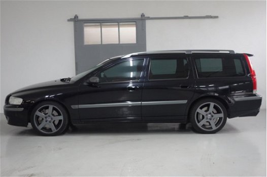 Volvo V70 - 2.5 R Geartronic Atacama interieur/automaat/complete historie/pdc+camera/YOUNGTIMER - 1
