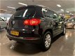 Volkswagen Tiguan - 1.4 TSI Sport&Style * 1e Eig / Navigatie / Trekhaak (af fabriek) - 1 - Thumbnail