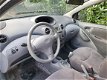 Toyota Yaris - 1.3-16V VVT-i Sol - 1 - Thumbnail