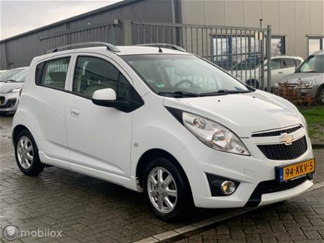 Chevrolet Spark - 1.0 16V LT White Limited Edition Bi-Fuel // 1e eigenaar - 1