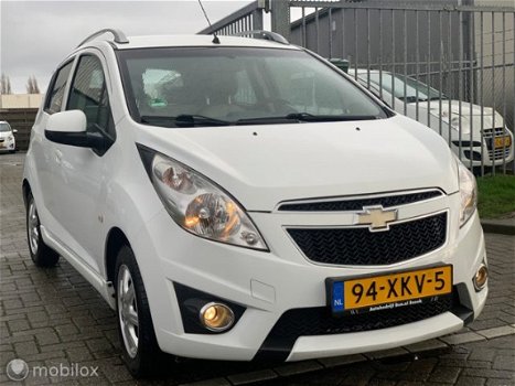 Chevrolet Spark - 1.0 16V LT White Limited Edition Bi-Fuel // 1e eigenaar - 1