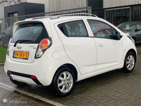 Chevrolet Spark - 1.0 16V LT White Limited Edition Bi-Fuel // 1e eigenaar - 1