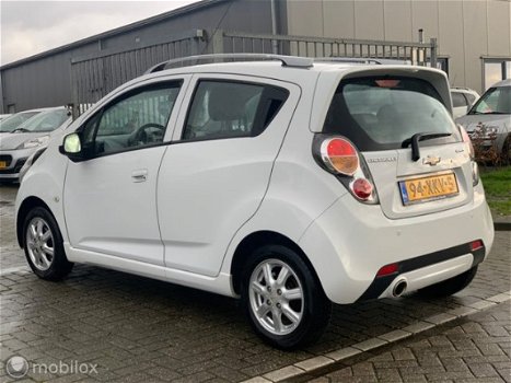 Chevrolet Spark - 1.0 16V LT White Limited Edition Bi-Fuel // 1e eigenaar - 1