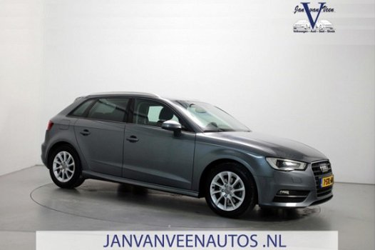 Audi A3 Sportback - 1.6 TDI ultra Edition 6-bak Navigatie Pro Climate Control Parkeersensoren - 1