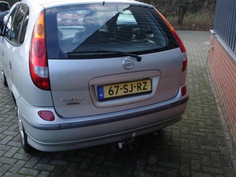 Nissan Almera Tino - 1.8 16v Keurige auto Navigatie, Airco 114.754 KM - 1