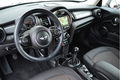 Mini Mini Cooper - Hatchback Serious Business / Comfort access/ LED koplampen/ Navigatie - 1 - Thumbnail