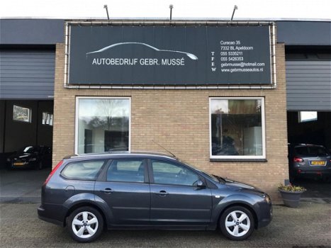 Ford Focus Wagon - 1.8 TDCI Futura Airco, goed onderhouden, Lichtmetaal, APK, Trekhaak, 2de eigenaar - 1