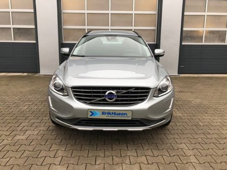 Volvo XC60 - MOMENTUM AWD - 1