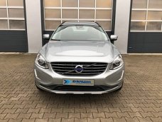 Volvo XC60 - MOMENTUM AWD