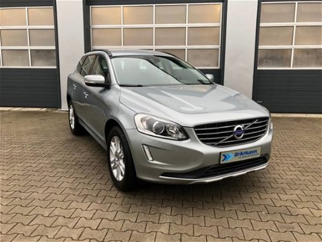 Volvo XC60 - MOMENTUM AWD - 1