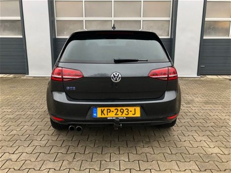 Volkswagen Golf - 1.4 TSI GTE Business Edition Connected R - 1