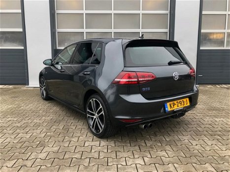 Volkswagen Golf - 1.4 TSI GTE Business Edition Connected R - 1