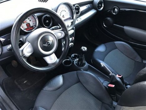 Mini Mini Cooper - 1.6 Airco Half leder Stoelv. LMV Radio/cd etc - 1