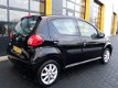 Toyota Aygo - 1.0-12V + 5-drs 93.000 km - 1 - Thumbnail