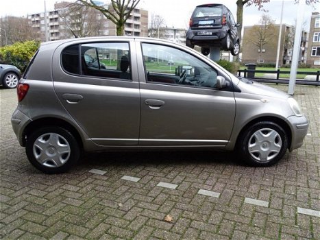 Toyota Yaris - 1.3 16V VVT-I Linea Sol 5-Deurs Airco 2e Eig - 1