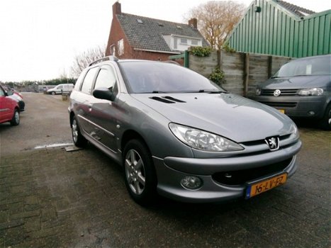 Peugeot 206 SW - 1.4 XS Distributie onlangs gedaan - 1