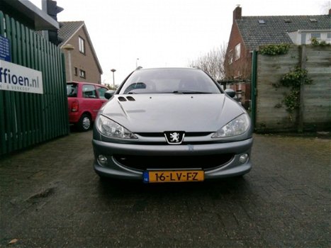 Peugeot 206 SW - 1.4 XS Distributie onlangs gedaan - 1