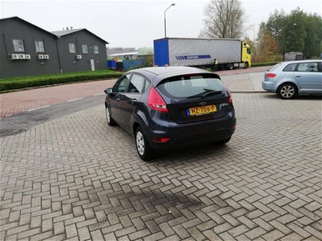 Ford Fiesta - 1.4 Ghia Automaat, Airco, NAP - 1