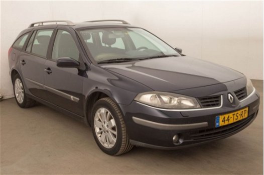 Renault Laguna Grand Tour - 2.0-16V Dynamique Navi - 1