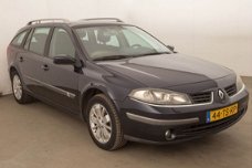 Renault Laguna Grand Tour - 2.0-16V Dynamique Navi