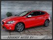 Volvo V40 - 2.0 D4 R-Design Business 190pk Leer Panoramadak Pdc - 1 - Thumbnail