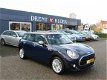 Mini Mini Clubman - 1.5 TURBO COOPER 136PK AUTOMAAT / NAVIGATIE GROOT / PDC 2X / ELEKTRISCHE RAMEN V - 1 - Thumbnail