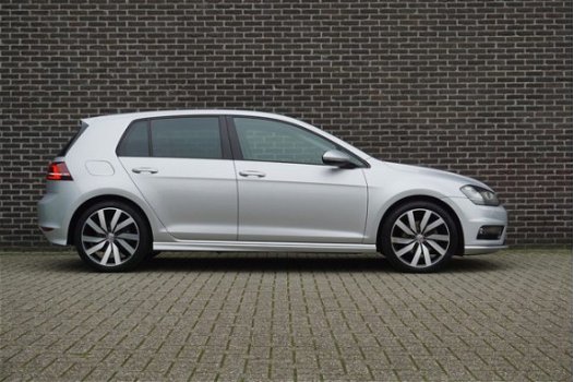 Volkswagen Golf - 2.0 TDI 150pk Business Edition R + 18'LMV + DAB + - 1