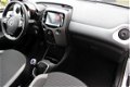 Toyota Aygo - 1.0 VVT-i x-play CARPLAY/ AIRCO/ CAMERA/ DAB RADIO - 1 - Thumbnail
