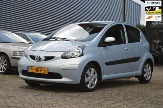 Toyota Aygo - 1.0-12V Airco^5Drs^133.000 kmNapDealer OHMooi - 1