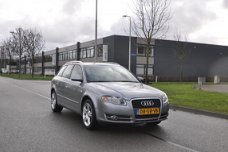 Audi A4 Avant - 2.0 TDI Pro Line AUTOMAAT CLIMA/NAVIGATIE