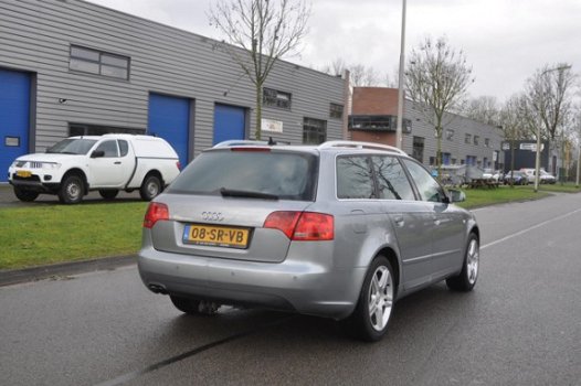 Audi A4 Avant - 2.0 TDI Pro Line AUTOMAAT CLIMA/NAVIGATIE - 1