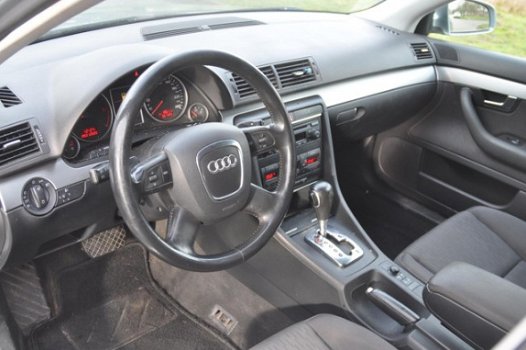 Audi A4 Avant - 2.0 TDI Pro Line AUTOMAAT CLIMA/NAVIGATIE - 1