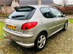 Peugeot 206 - 1.6-16V Griffe -NL AUTO-LMV-JBL SOUND-LEER - 1 - Thumbnail