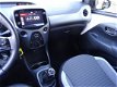 Toyota Aygo - 1.0 VVT-i x-play / Airco / Smartphone Integration / DAB / Parkeercamera / Bluetooth / - 1 - Thumbnail