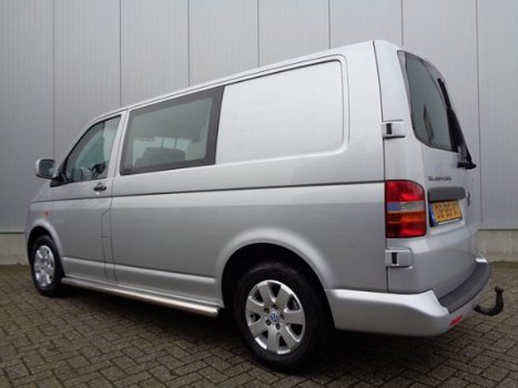 Volkswagen Transporter - 2.5 TDI 300 Trendline DC 131PK Airco Cruise Trekhaak Marge-bus - 1