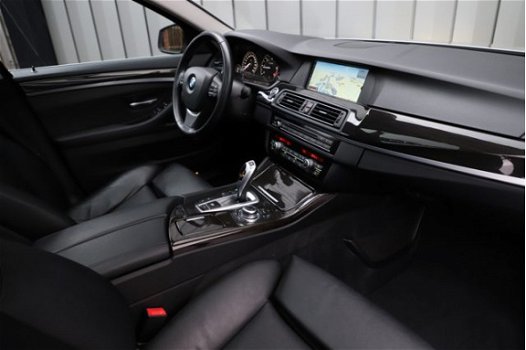 BMW 5-serie Touring - 525xd High Executive Aut Navi-Proff Leder Panoramadak Xenon 2012 - 1