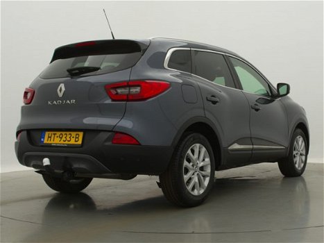 Renault Kadjar - TCe 130 Intens // Trekhaak / Navigatie/ Inparkeersysteem / Parkeersensoren voor en - 1