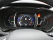 Renault Kadjar - TCe 130 Intens // Trekhaak / Navigatie/ Inparkeersysteem / Parkeersensoren voor en - 1 - Thumbnail