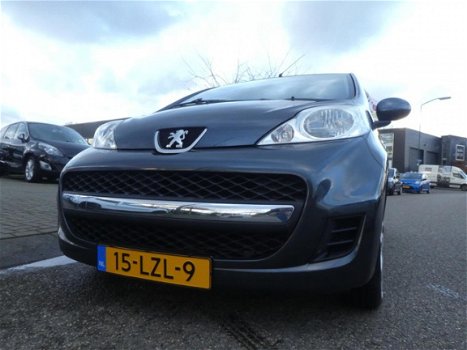 Peugeot 107 - 1.0 12V 68PK AUT 2 TRONIC 5D AIRCO - 1